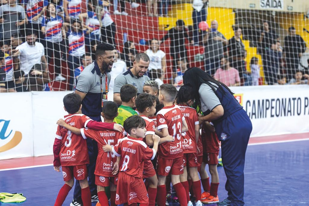 Suzano conquista o título de campeão paulista na categoria Sub-7 de futsal